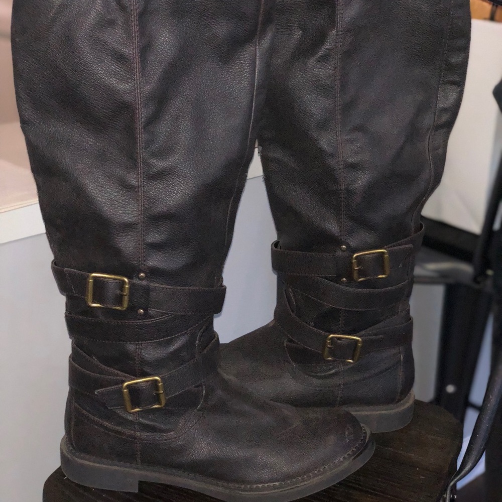 Vera Wang Riding Boots